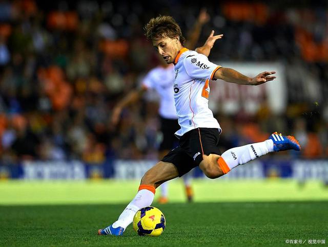 包含阿尔梅里亚主场惊险获胜，积分榜上升的词条