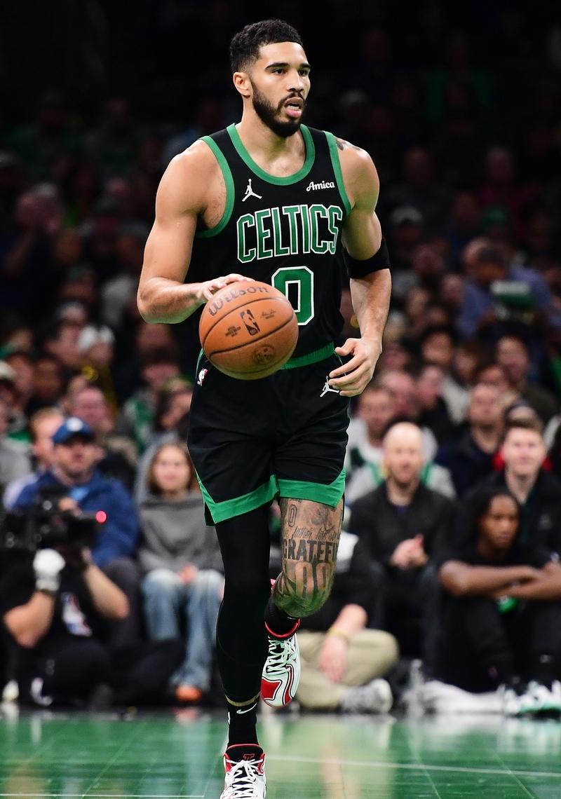 湖人，状态爆棚，塔图姆！的简单介绍